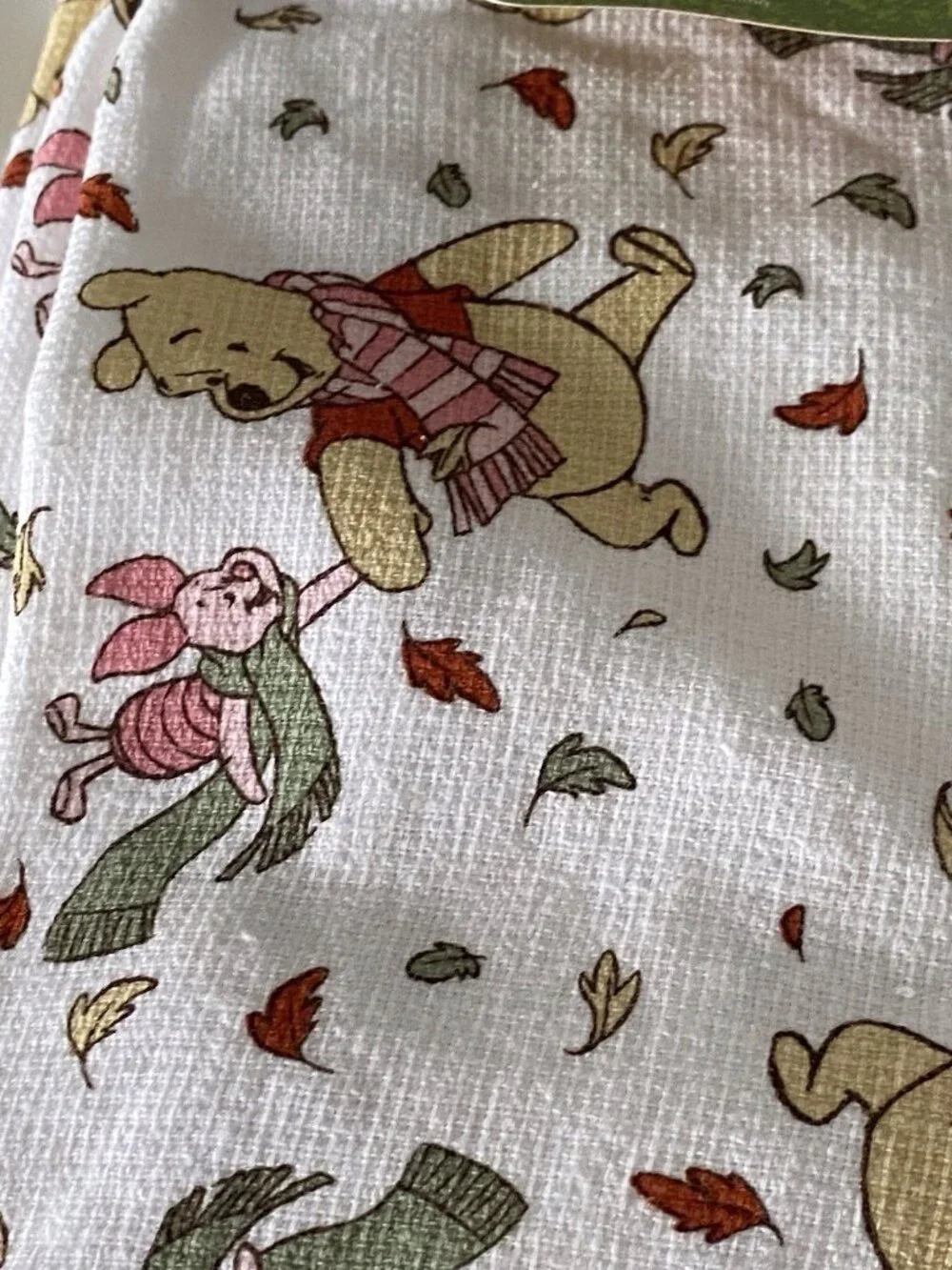 2 Pack Disney Winnie The Pooh Piglet Autumn Fall Leaves Kitchen Towels 16 X 26”